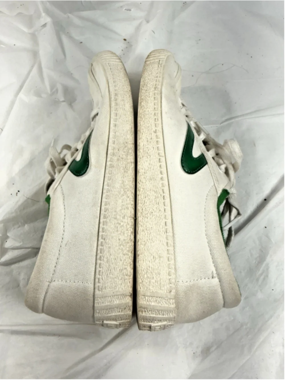 Tretorn Women's Nylite Canvas White and Green Sneakers Size 8.5